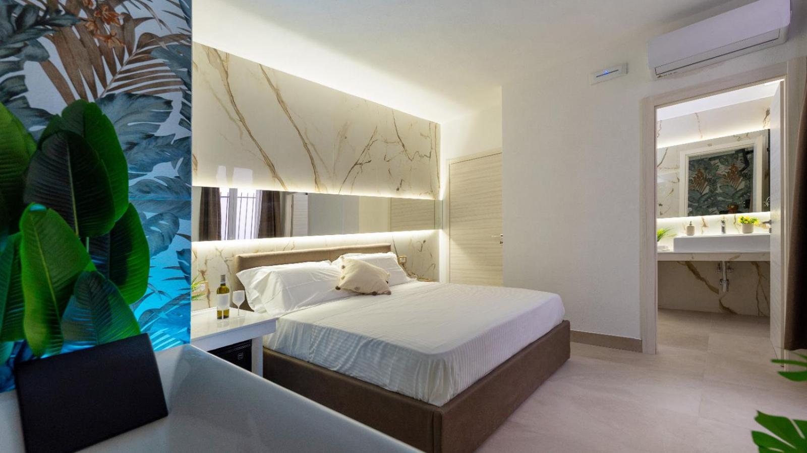 Mazzini Luxury Jacuzzy Suite Catania Bagian luar foto